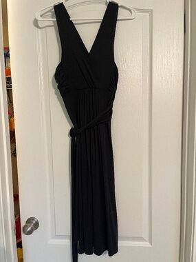 Victoria’s Secret women’s navy summer dress